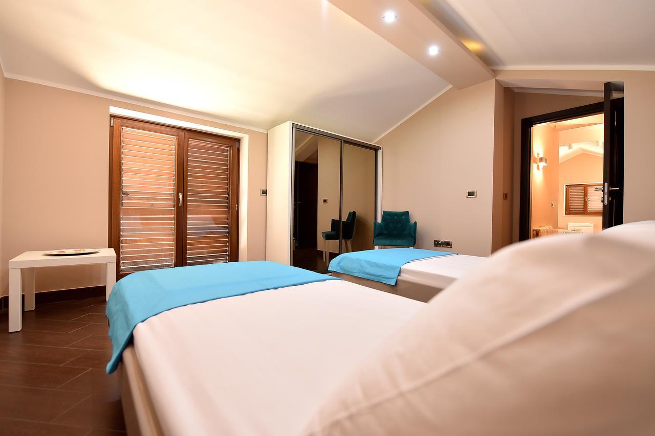Apartmán Maniva Penthouse By The Sea Kotor Exteriér fotografie