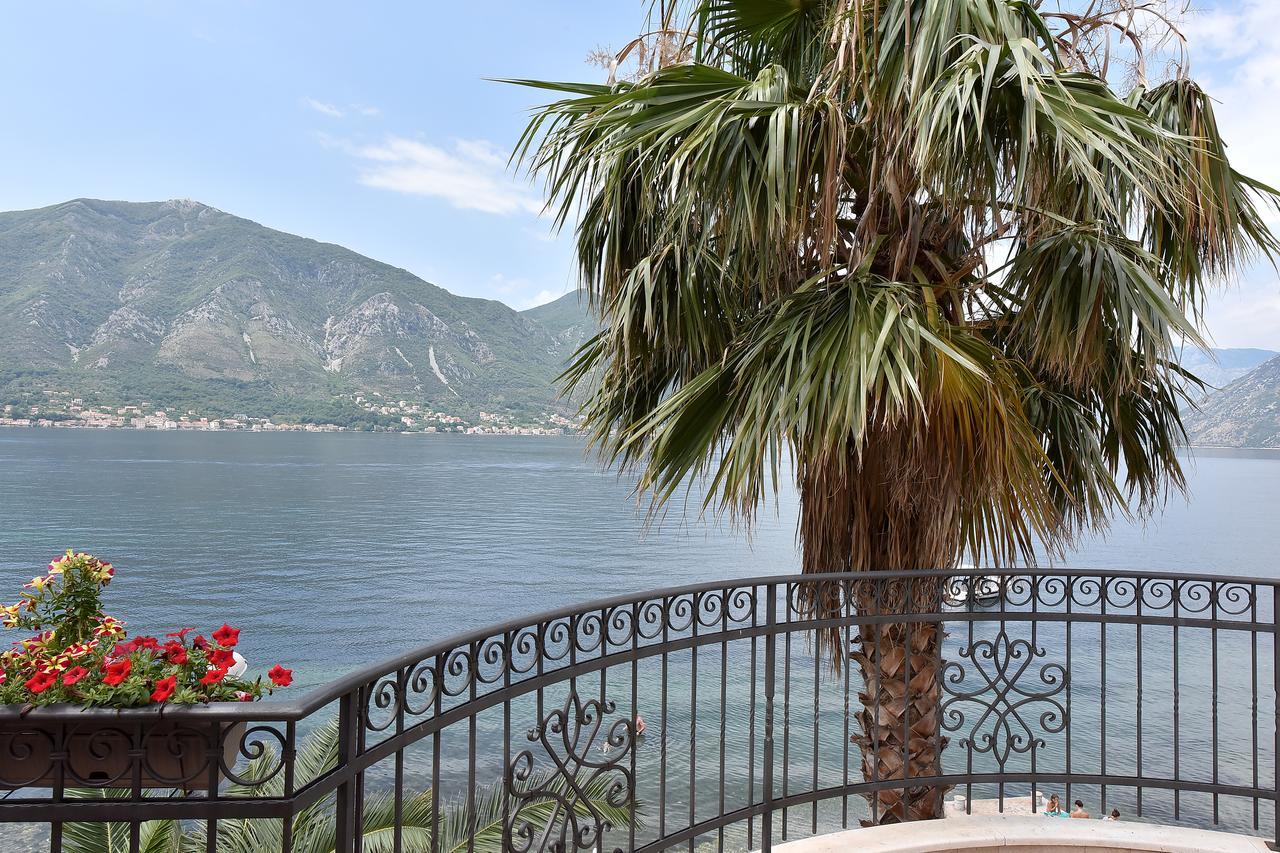 Apartmán Maniva Penthouse By The Sea Kotor Exteriér fotografie